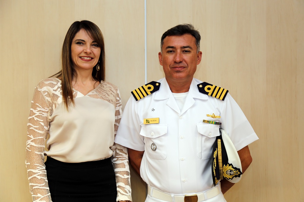 A procuradora-geral e capitão de mar e guerra (Foto: Thiago Rios Gomes)