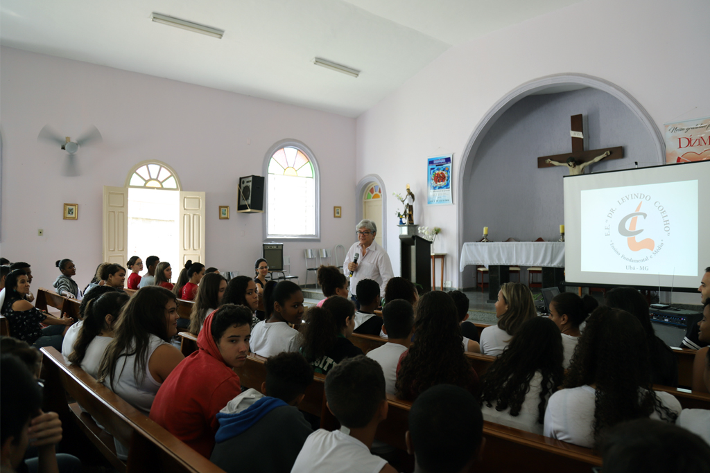 alunos da EE Dr. Levindo Coelho, Projeto Conhecer nas escolas