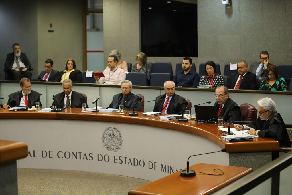 Conselheiros do TCEMG (Foto: Karina Camargos Coutinho)