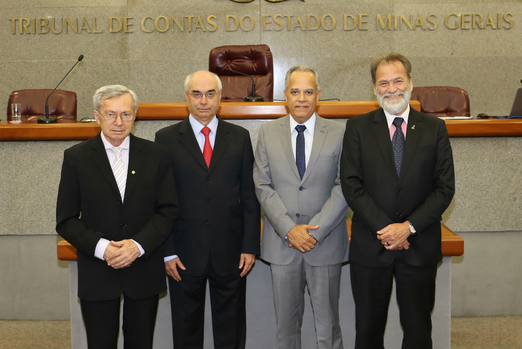 Diretor da Faculdade de Direito da UFMG visita presidência do Tribunal -  Tribunal de Contas do Estado de Minas Gerais / TCE-MG