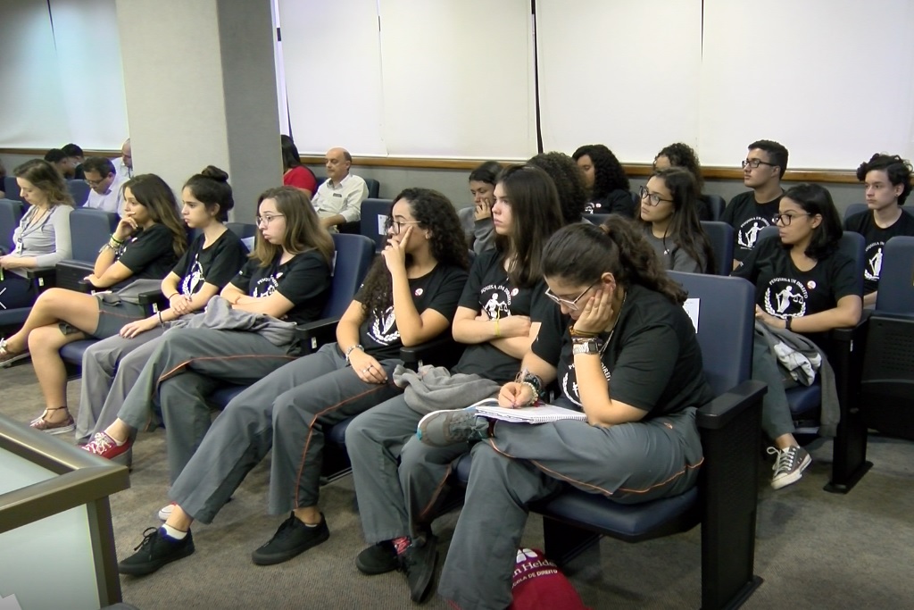 UFMG - Universidade Federal de Minas Gerais - Cinco anos do primeiro papa  latino-americano