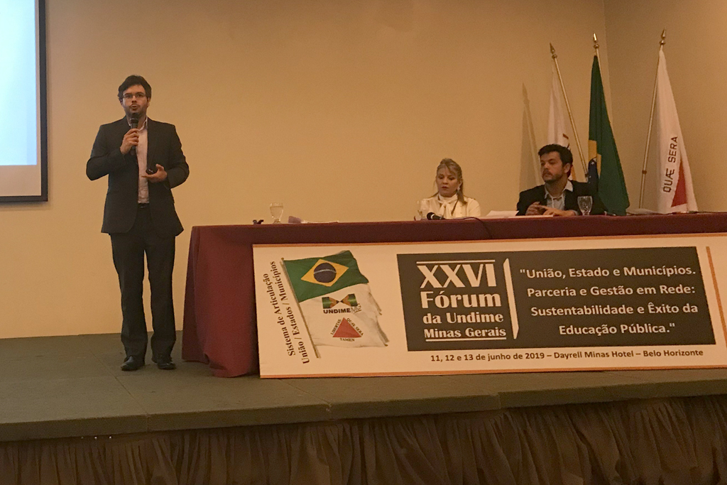 Naila Mourthé e Henrique Quites da Escola de Contas do TCEMG