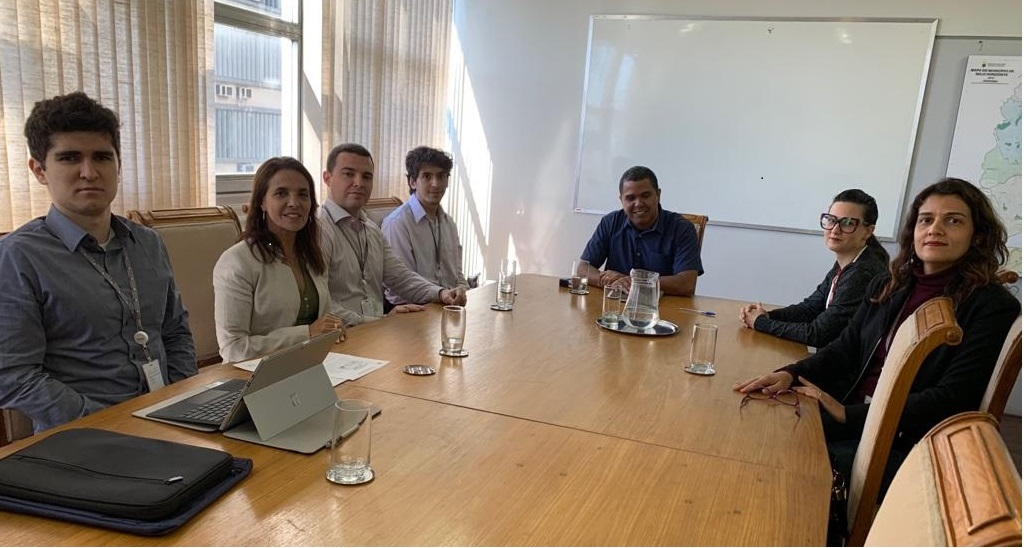 Da esquerda para a direita os servidores: João Henrique Medeiros, Denise Delgado, Leonardo Rocha, Gustavo Vieira, Alexis Oliveira Jacinto, Laura Menezes Rodrigues e Janaína Maia