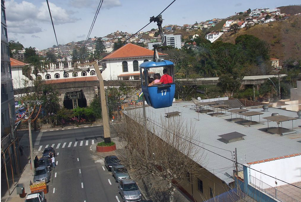 foto ilustrativa de uso livre, retirada do site:https://upload.wikimedia.org/wikipedia/commons/thumb/2/20/Telef%C3%A9rico_em_Po%C3%A7os_de_Caldas_-_panoramio.jpg/1024px-Telef%C3%A9rico_em_Po%C3%A7os_de_Caldas_-_panoramio.jpg