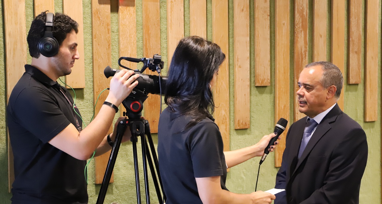 O diretor-Geral do Tribunal de Contas do Estado de Minas Gerais (TCEMG), Marconi Braga, foi um dos entrevistados pela TV TCE (Foto: João Cerqueira)