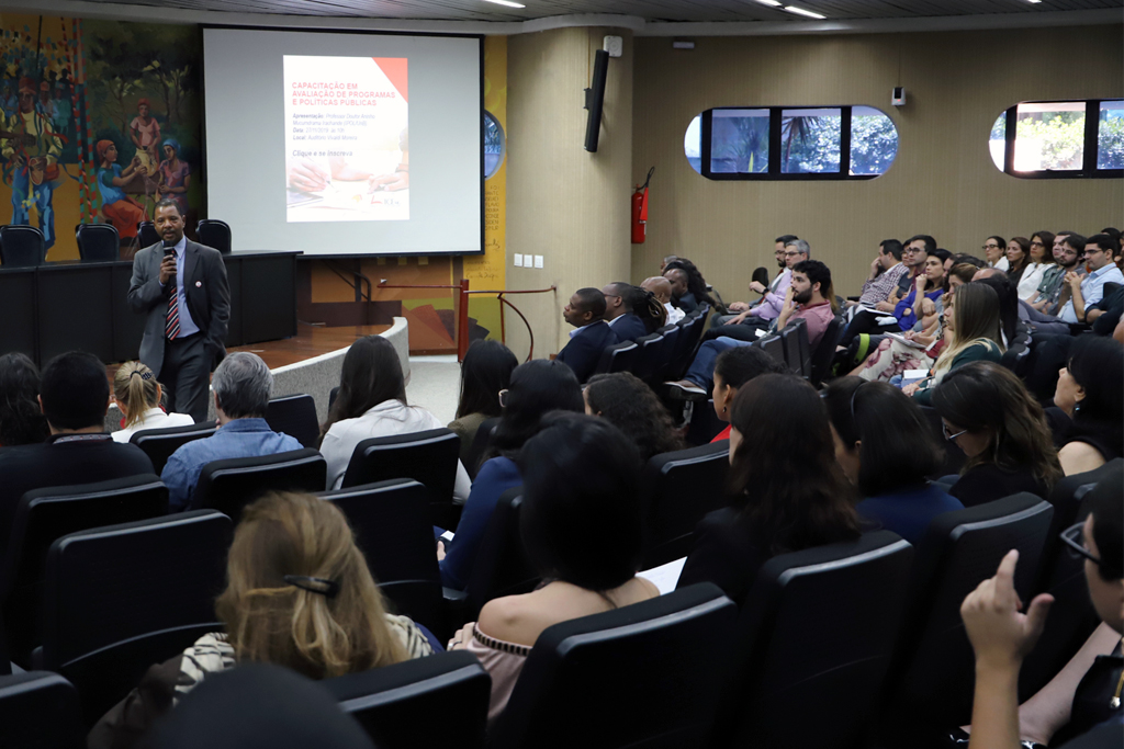 O professor Aninho Irachande (Foto: Thiago Rios Gomes)
