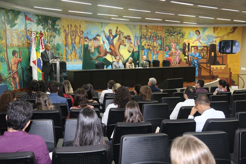 Parceria entre TCE e Receita Federal realiza curso sobre Fundos de  Políticas Públicas - Tribunal de Contas do Estado de Minas Gerais / TCE-MG