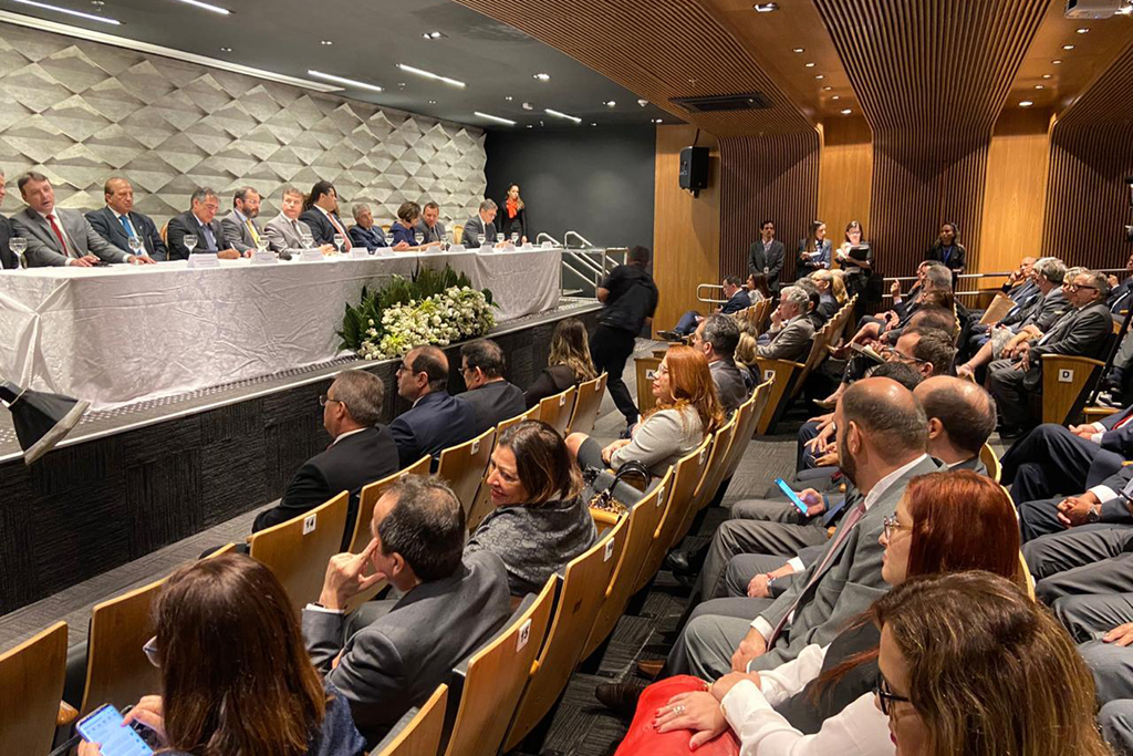 A solenidade de posse ocorreu em Brasília (Foto: Divulgação) 