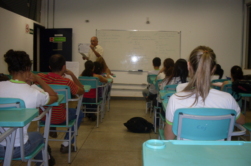  Sala de aula (imagem meramente ilustrativa - marcada no Google para reutilização)