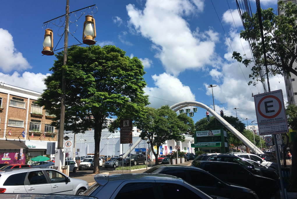 Zona Azul de Fortaleza: conheça regras, multas e aplicativos para estacionar  - Ceará - Diário do Nordeste