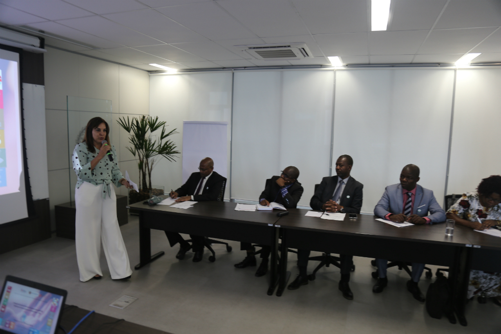 Apresentação dos sistemas do TCEMG à delegação de Moçambique, na sala ágora