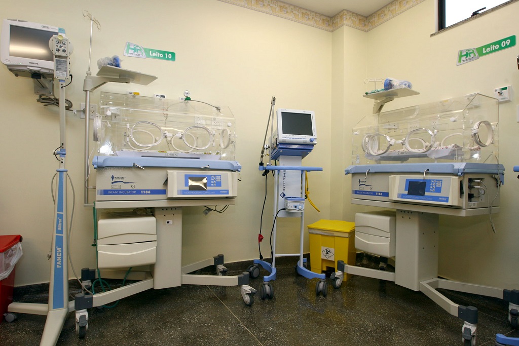 Centro de terapia neonatal - imagem de uso livre da internet