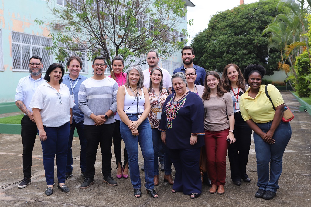 Diretoria da Escola de Contas e representantes da SEE em visita á Escola Estadual Maurício Murgel  (Créditos: Hernando Garcia)