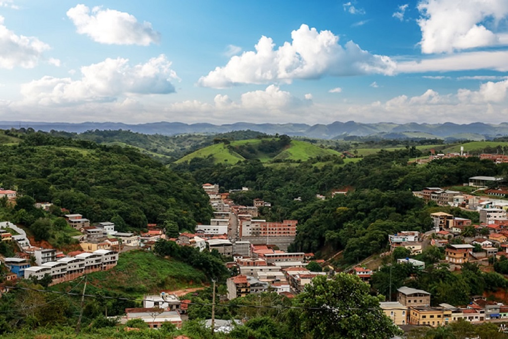 Visão panorâmica da cidade de Guiricema/MG