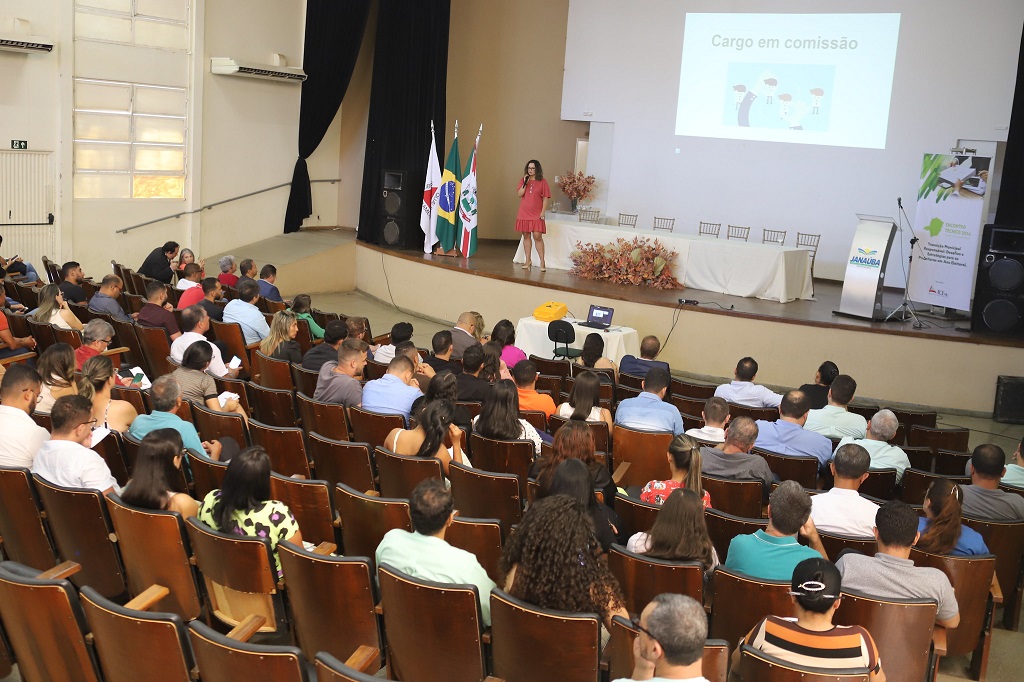 Encontro Técnico capacitou servidores públicos do Norte de Minas - foto: Felipe Jácome