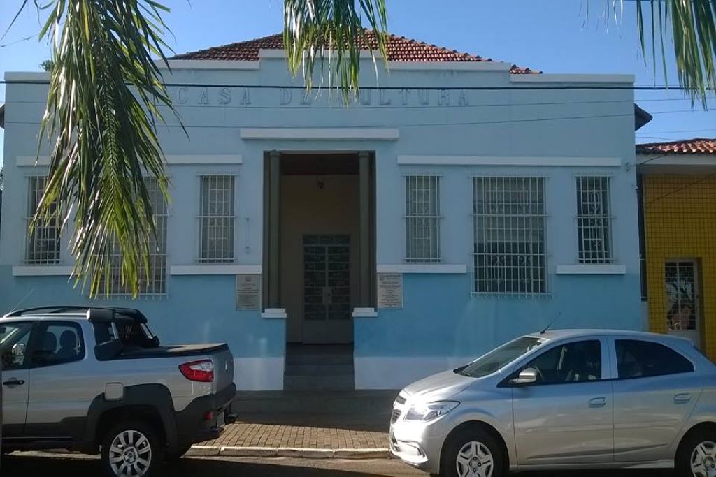 Casa da Cultura, Canápolis, MG