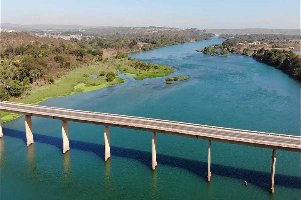 Ponte sobre o Rio São Francisco em Três Marias/MG