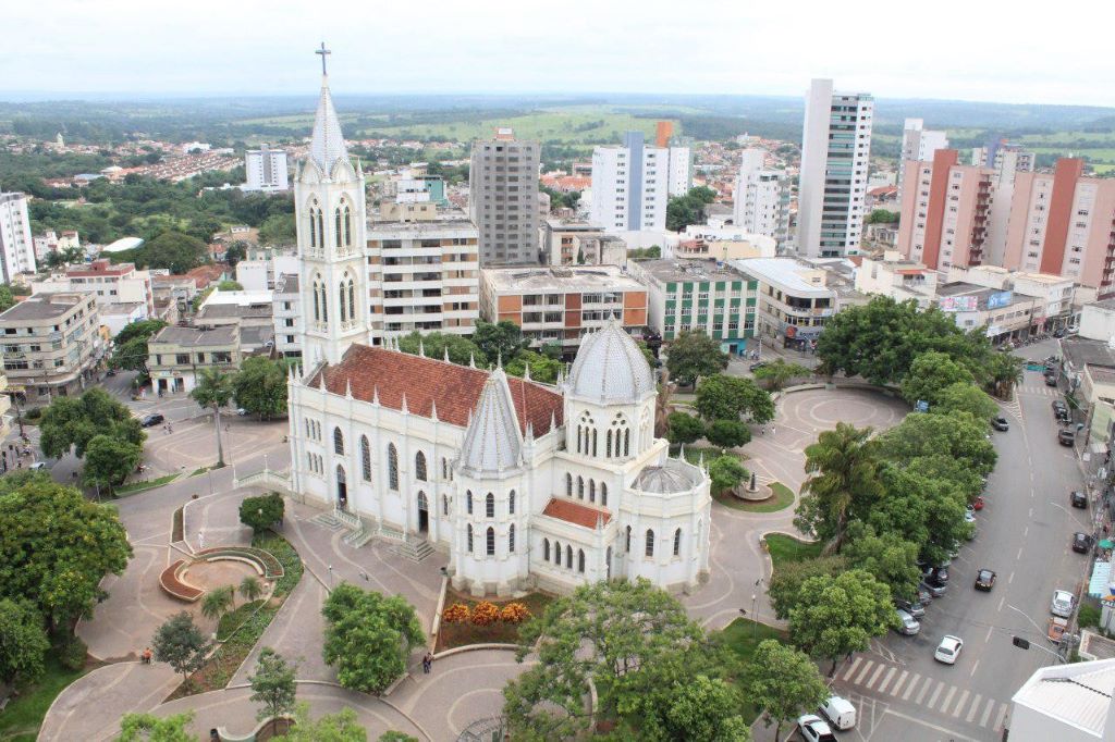 Cidade de Bom Despacho/MG, município situado na região mineira do Alto São Francisco. Fonte: site do Governo mineiro