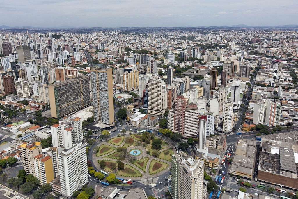 Imagem aérea de Belo Horizonte - foto livre reutilização no Google