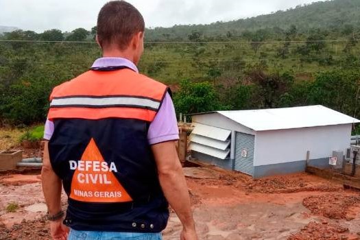 Levantamento indica que existe deficiência nas cidades para lidar com eventos adversos, como rompimentos de barragens, por exemplo - Foto: Defesa Civil/Divulgação