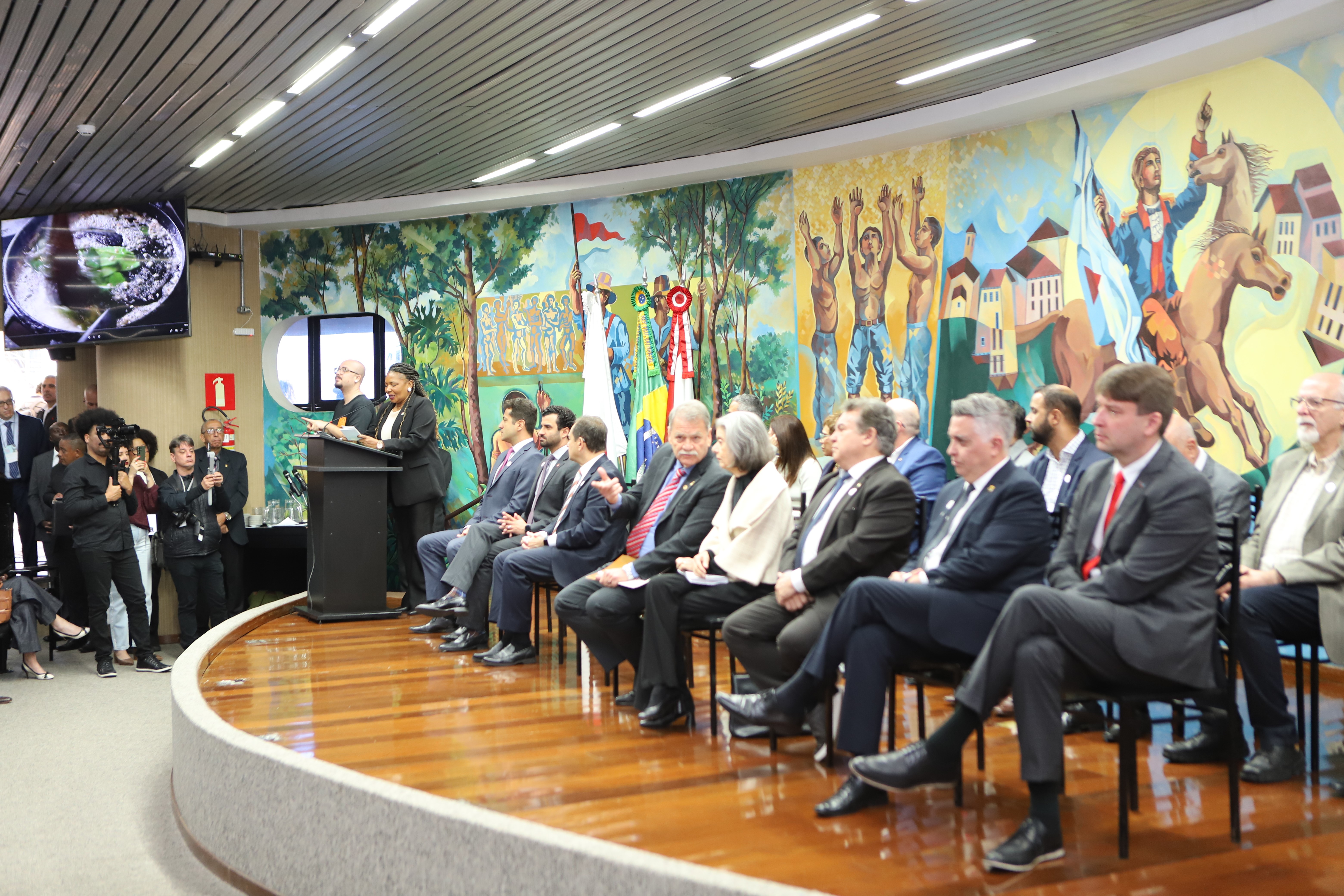 Trabalho vem sendo feito em todo o país para reconectar a sociedade, ouvindo pessoas e líderes para melhoria das políticas culturais - Foto: Daniele Fernandes/TCEMG
