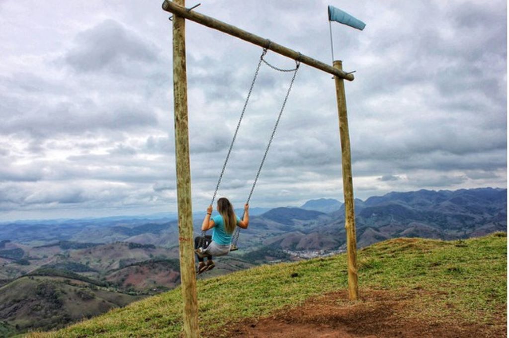 Mirante da Escadinha da Penitência, um dos pontos turísticos mais famosos de Santa Bárbara do Tugúrio/MG