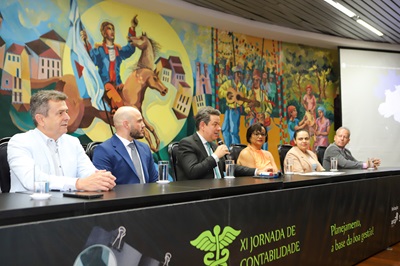 O diretor-geral do TCEMG, Gustavo Vidigal, no painel Ponto de Expressão - Foto: Thiago Rios Gomes/TCEMG