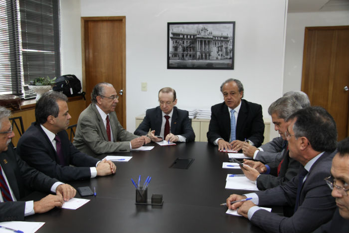 Reunião dos presidentes de TCs com a diretoria do IRB
