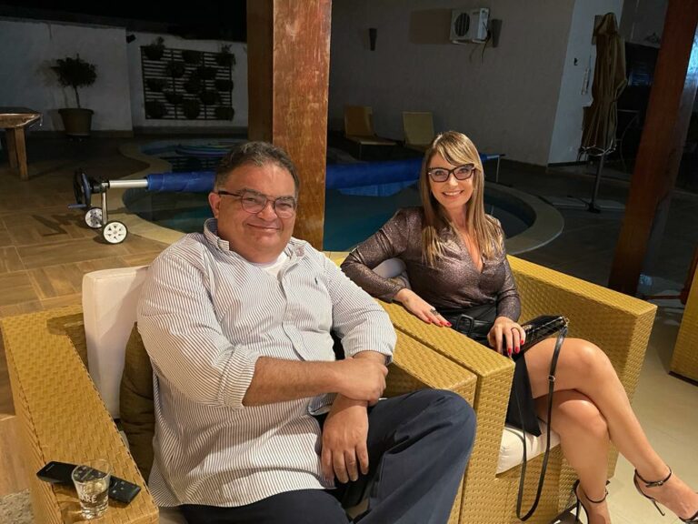 Almirante de esquadra Flávio Augusto Viana Rocha e procuradora-geral Elke Andrade