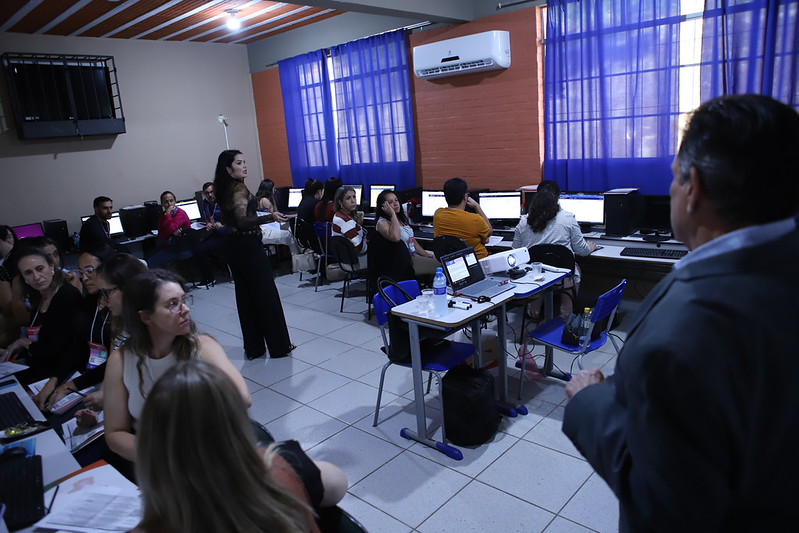Ane Marla Raimundo e José Francisco Vieira: responsáveis pela oficina - foto: Daniele Fernandes/TCEMG