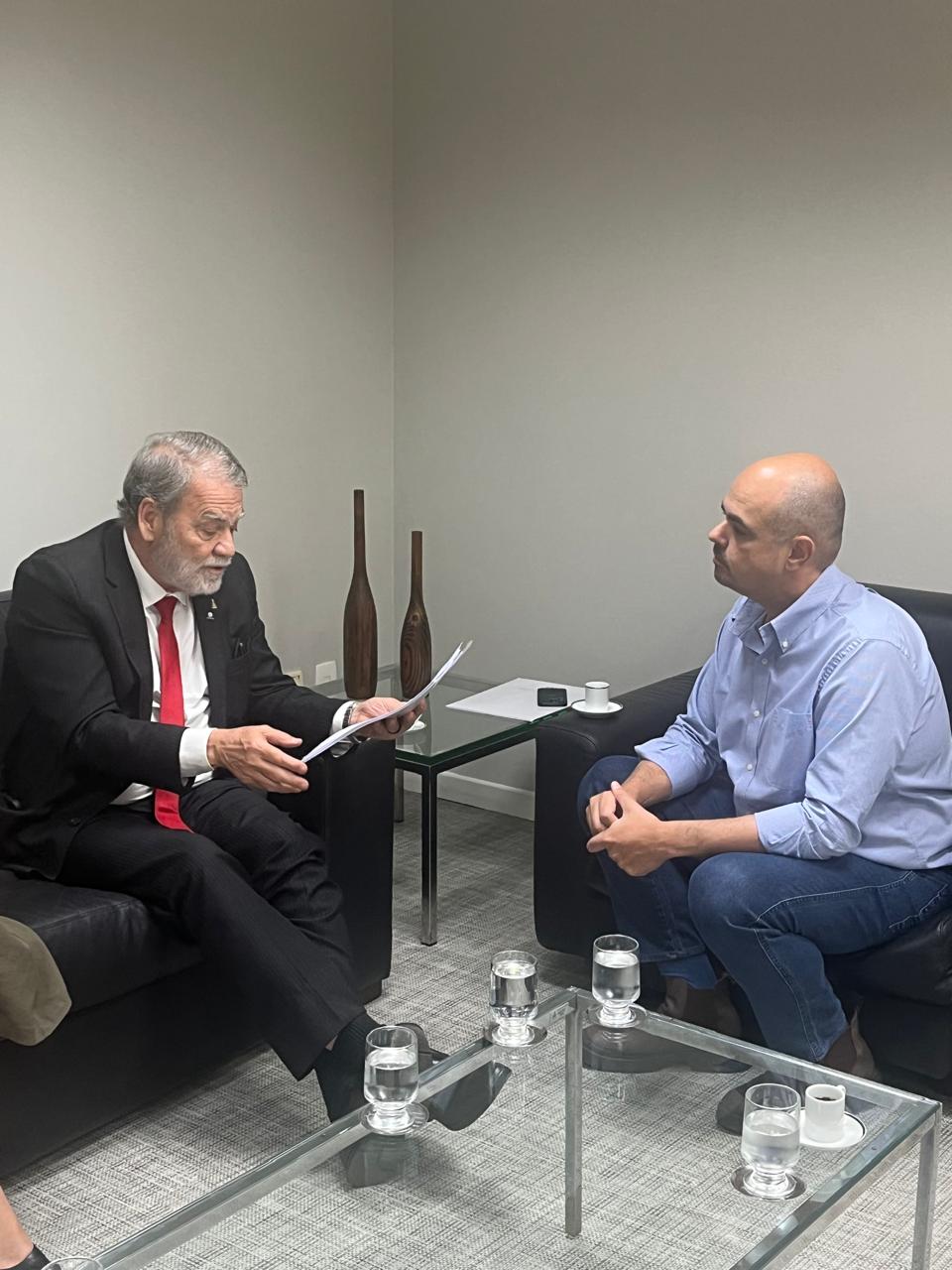 A agenda entre o governador e o presidente do TCEMG deu-se em clima amistoso, pautada pela harmonia institucional - Foto: divulga&ccedil;&atilde;o TCEMG 