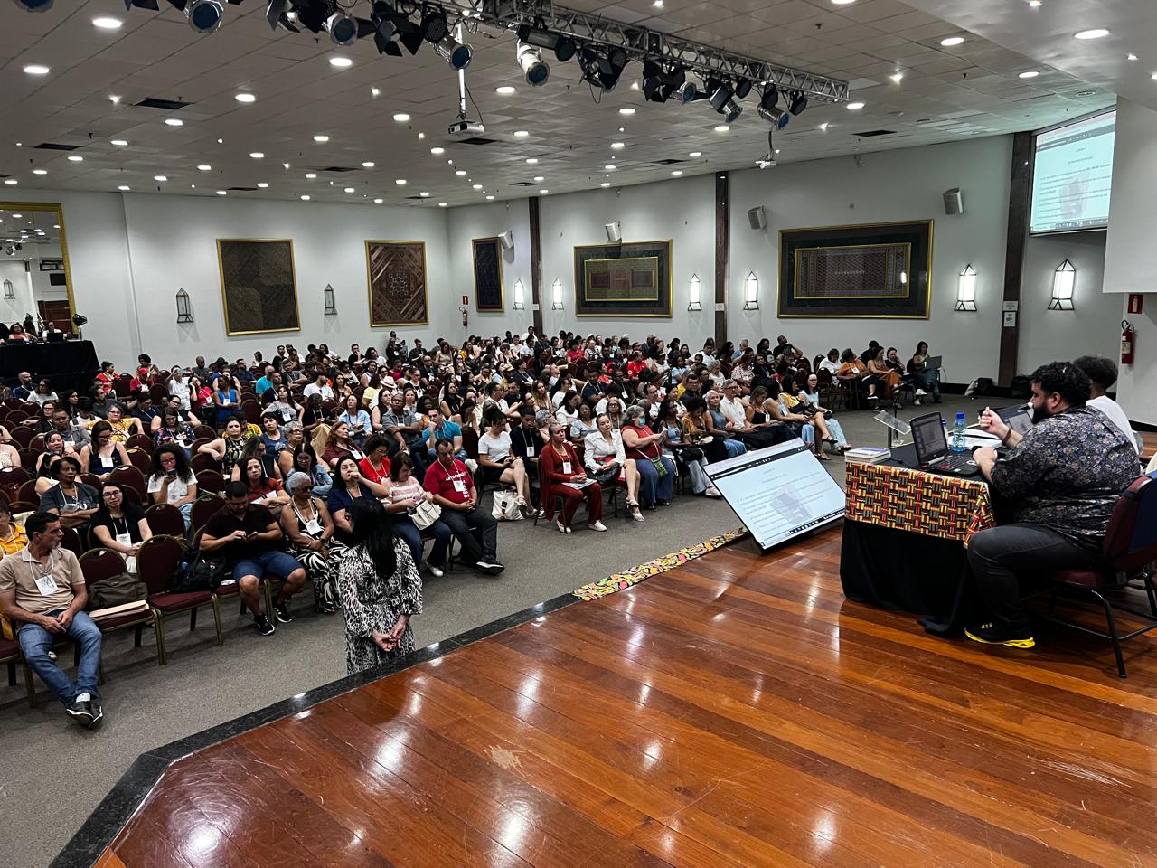 Propostas, construídas de forma coletiva, reflem a diversidade de realidades, desafios e expectativas presentes nas diferentes regiões do estado. - foto: Naila Mouthé/TCEMG