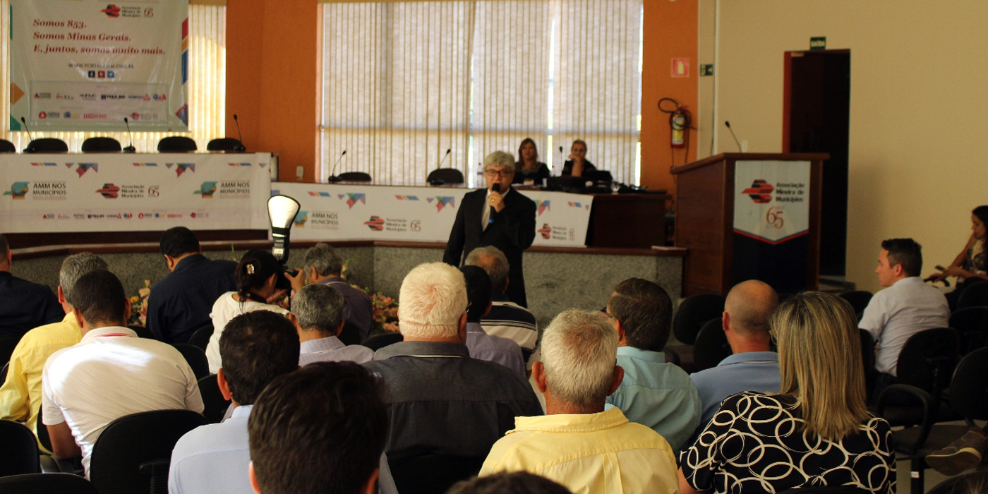 O assessor da Diretoria Geral apresentou o Programa na Ponta Ponta do Lápis (Foto: Mayra Castro - AMM)