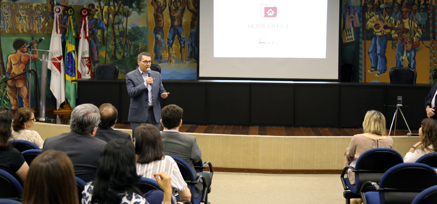 O chefe de gabinete do vice-presidente (Foto: Thiago Rios Gomes)