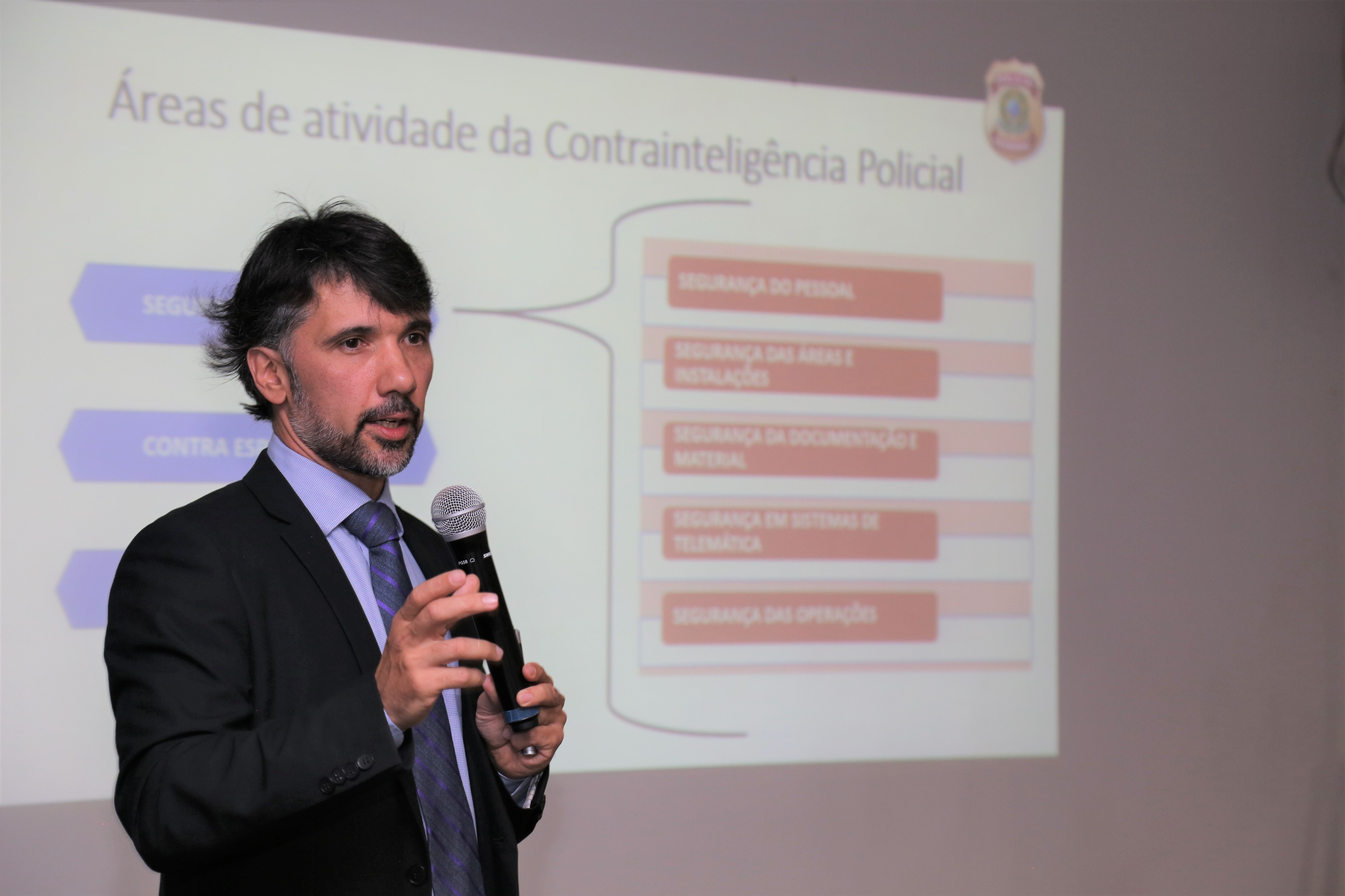 Chefe do Núcleo de Inteligência da Polícia Federal ministra aula inaugural  de curso no TCEMG - Tribunal de Contas do Estado de Minas Gerais / TCE-MG