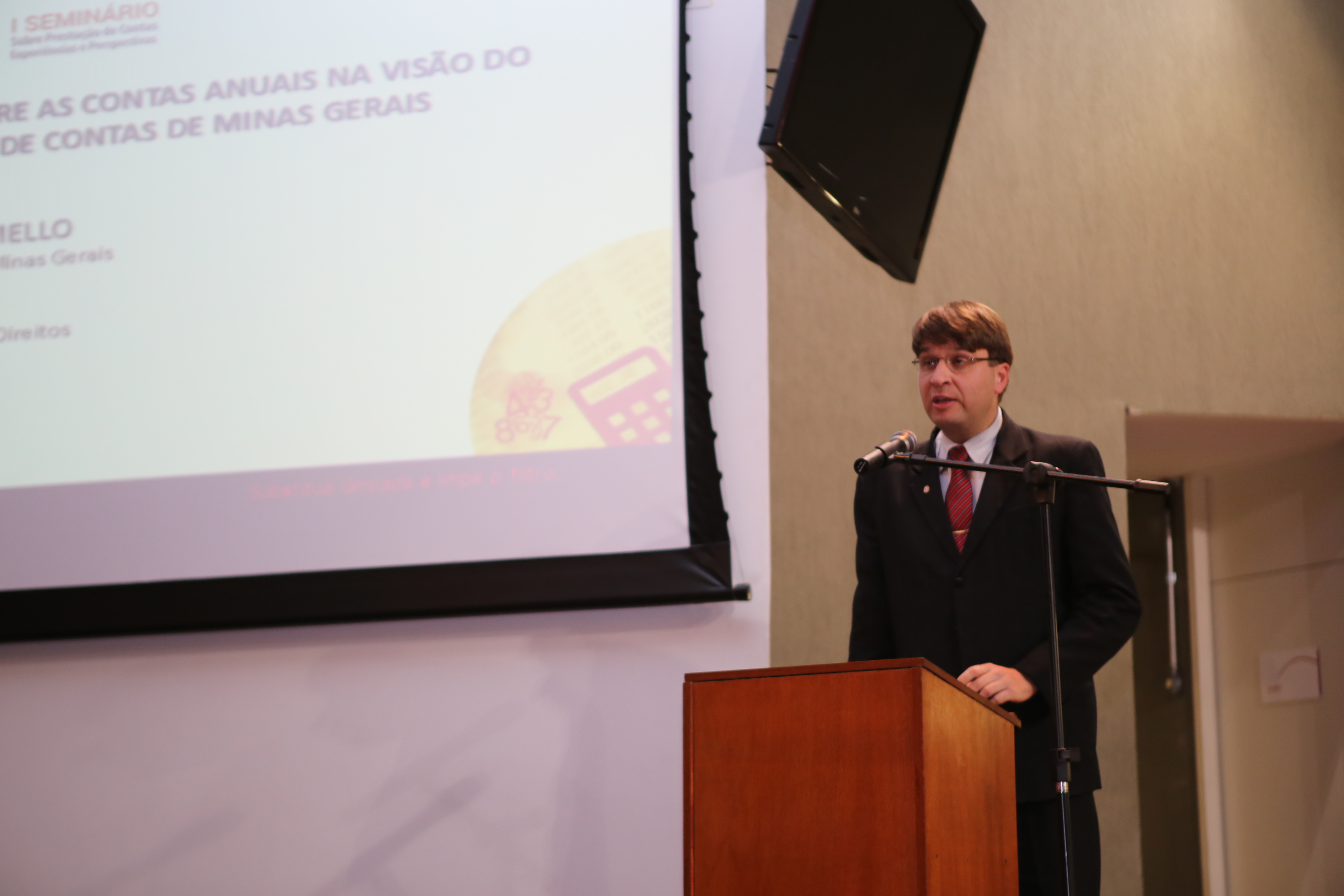 Marcílio Barenco Corrêa de Mello, procurador do MPC