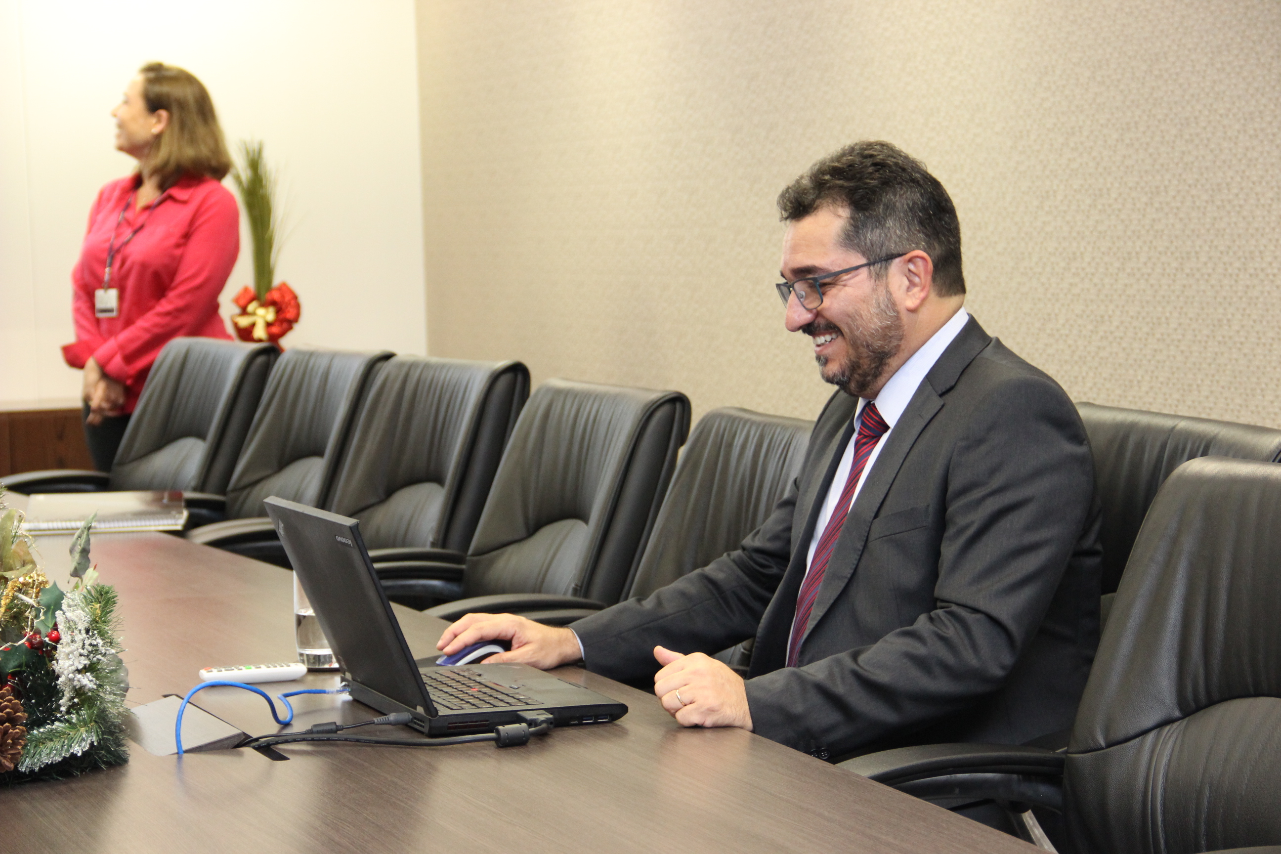 presidente do TCEMG assina digitalmente Termo de Cooperação Técnica