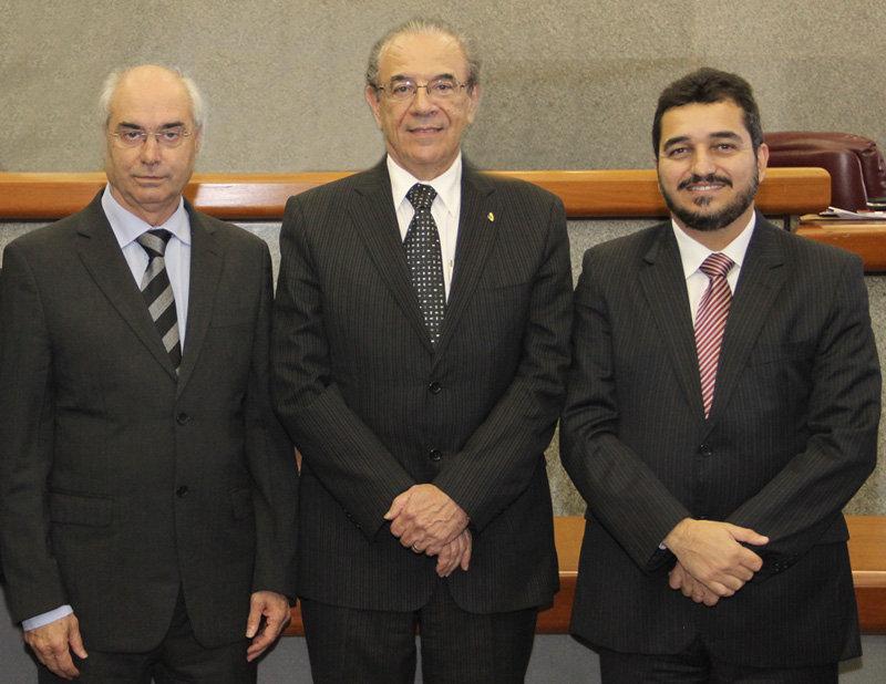 Os conselheiros Mauri Torres, Sebastião Helvecio e Cláudio Terrão