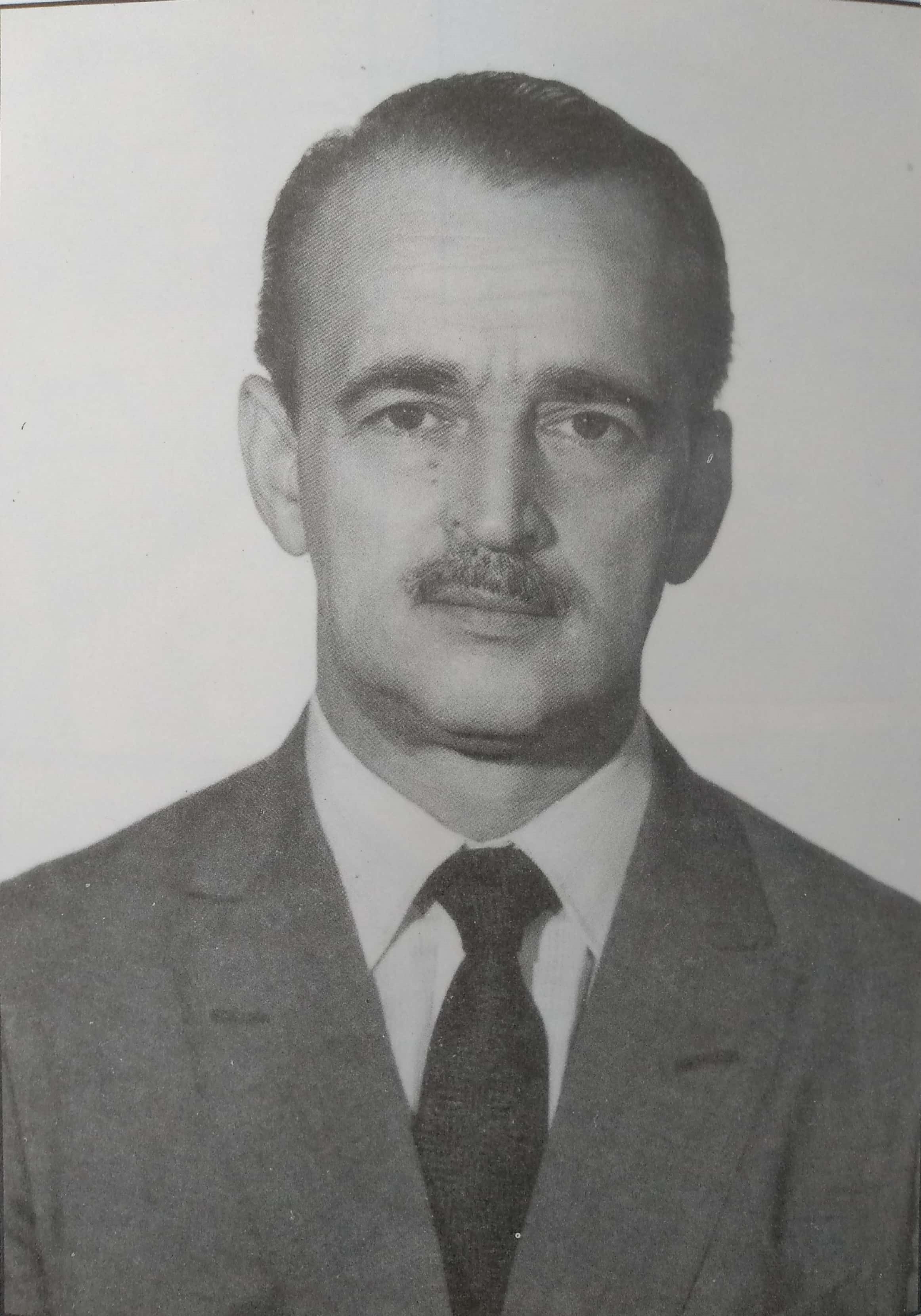 Conselheiro aposentado do TCEMG, Paulo Abércio