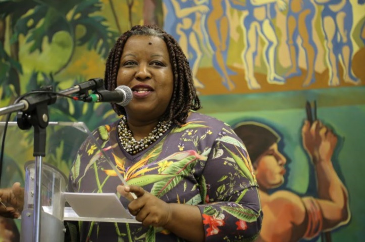 Macaé Evaristo, secretária de Estado de Educação, no lançamento do app Na Ponta do Lápis