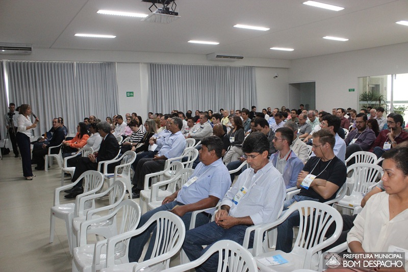 Público presente no evento (Foto: Prefeitura Municipal de Bom Despacho)